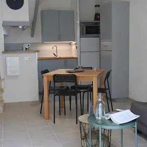 Maison Du 14.07 Hébergement de vacances Arles